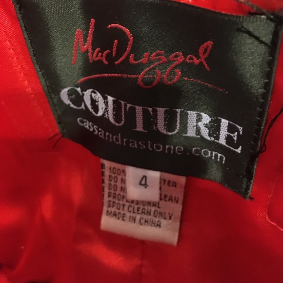 Mac Duggal Couture Prom Dress - Picture 5 of 8