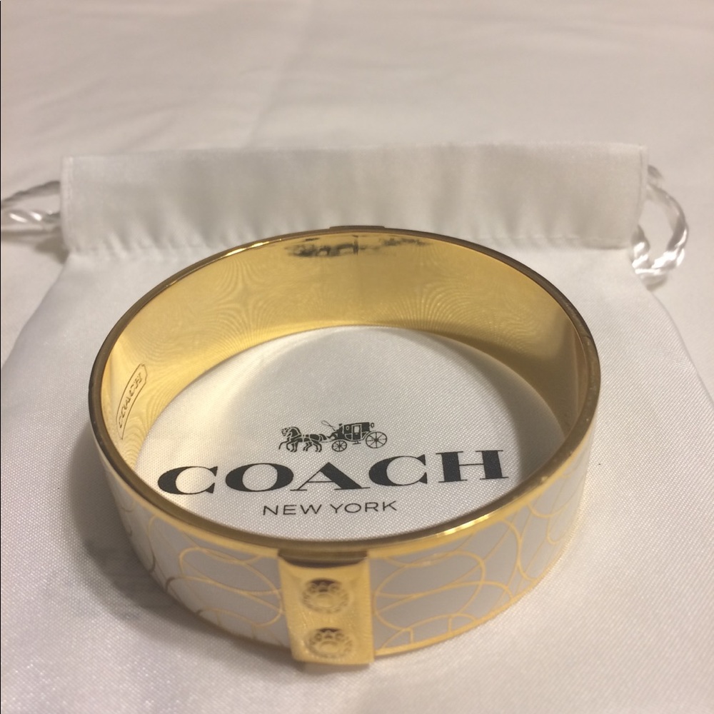 ⭐️⭐️ Coach Bangle🌟⭐️