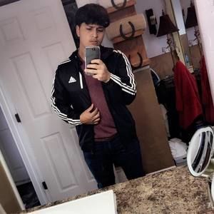 Meet your Posher, Efren