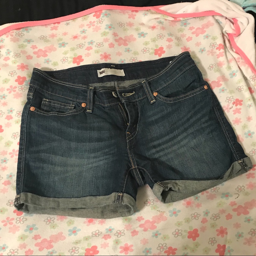 Dark Levi shorts 🌻