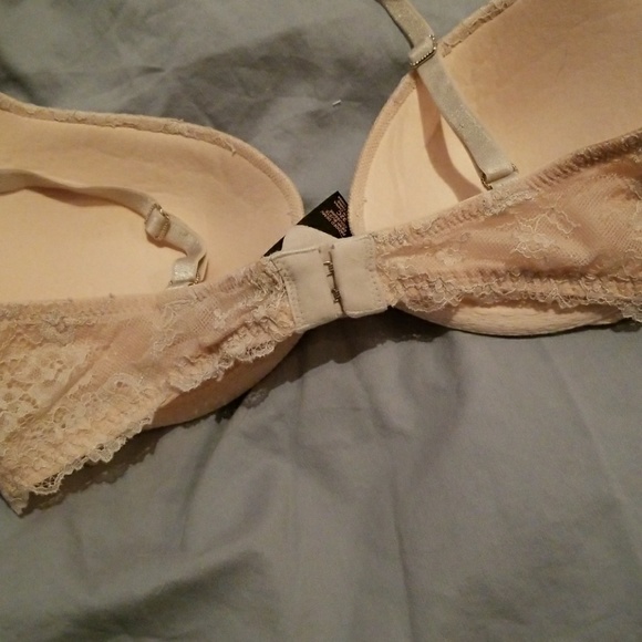 Victoria secret bra 32c - Picture 2 of 2