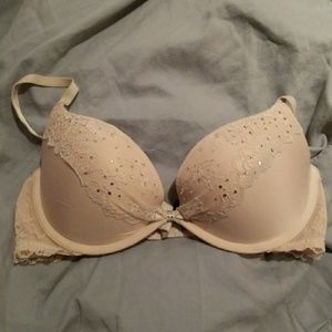 Victoria secret bra 32c
