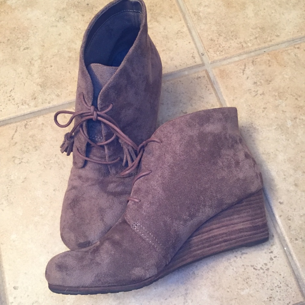 Dr. Scholl’s Dakota Booties