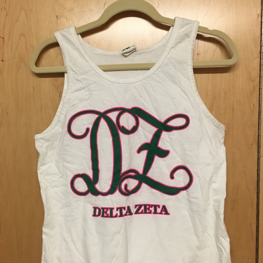 DZ white tank top