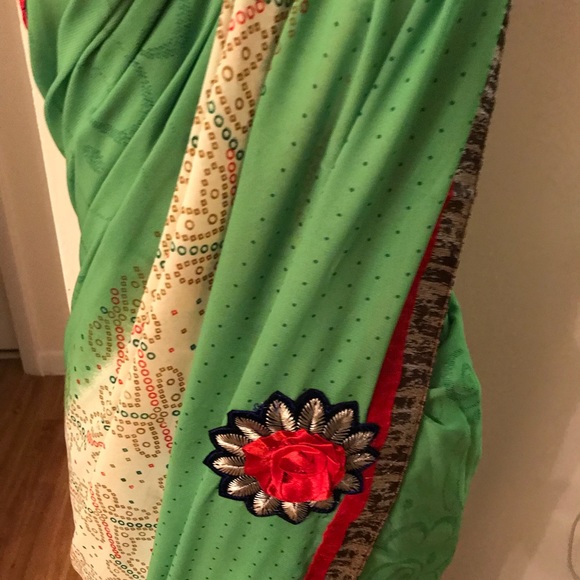 Indian Saree - Picture 2 of 4