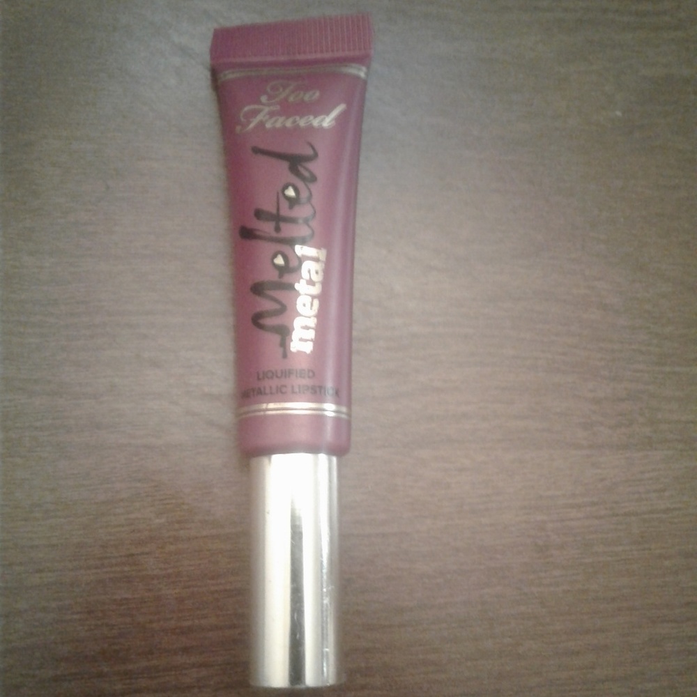 Too faced melted metal lipstick