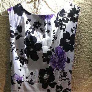 Adorable Dress. Size MED. Dressy casual or Casual!