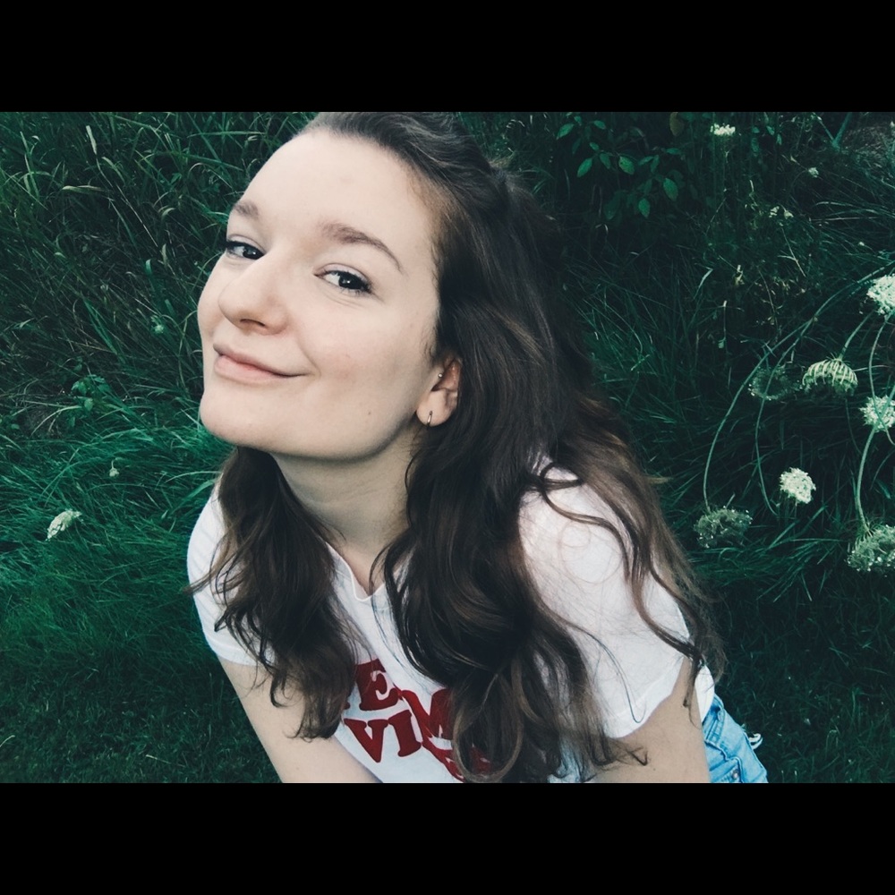 Meet your Posher, Nicole