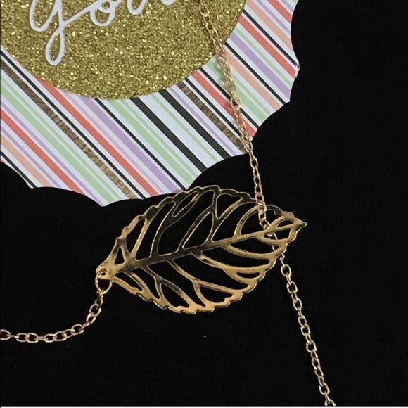 Gold Double Leaf Adjustable Necklace - Picture 2 of 5