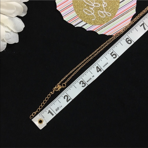 Gold Double Leaf Adjustable Necklace - Picture 4 of 5