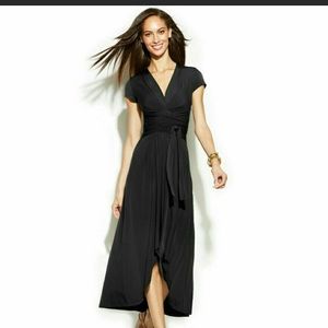 High low Micheal Kors Black Dress