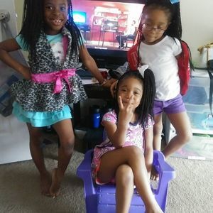 Meet your Posher, Nina