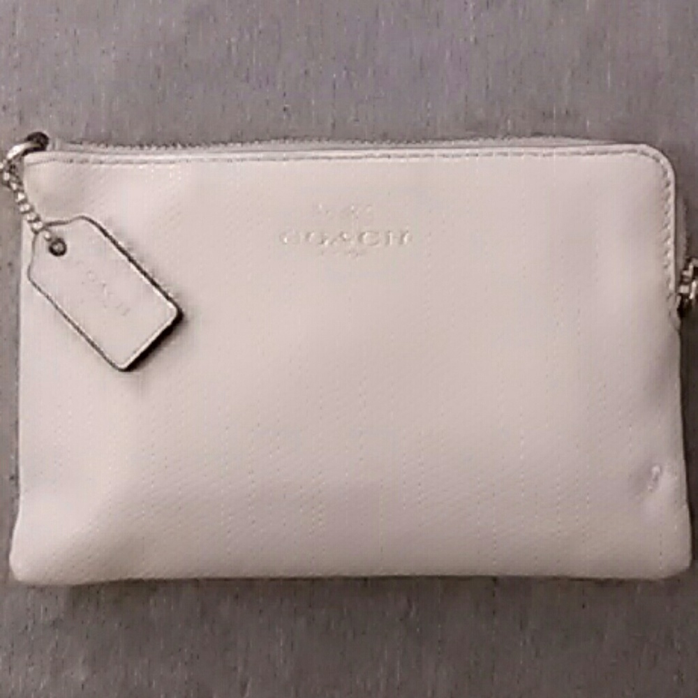 Coach pouch (no handle)