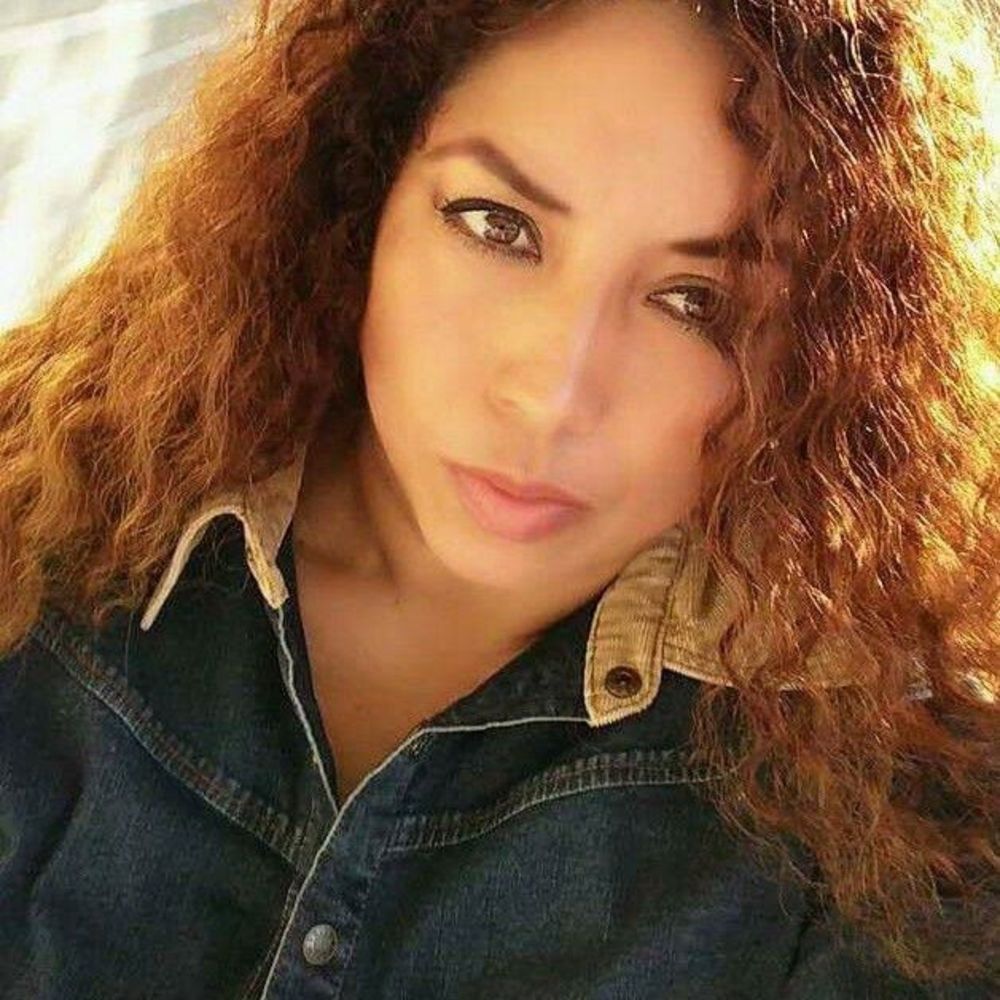 Meet your Posher, Maricela