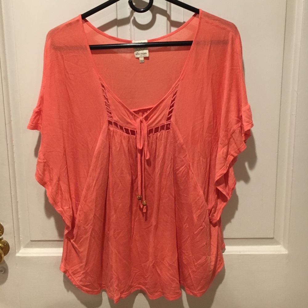Ella Moss coral top. Size S.