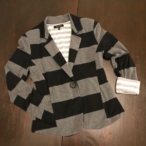 ⭐️ Max and Riley Striped Blazer