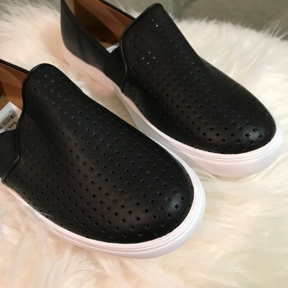Nordstrom Black Faux Leather Women Slip On Sneaker - Picture 6 of 8