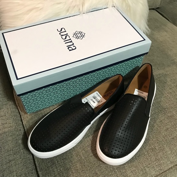 Nordstrom Black Faux Leather Women Slip On Sneaker - Picture 4 of 8