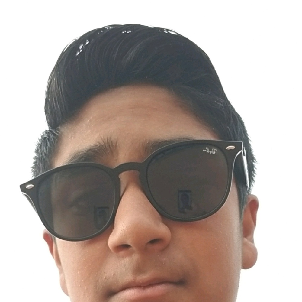 Meet your Posher, Hasan