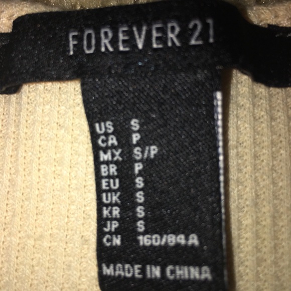 Thermal v neck crop top💕💕 - Picture 3 of 3