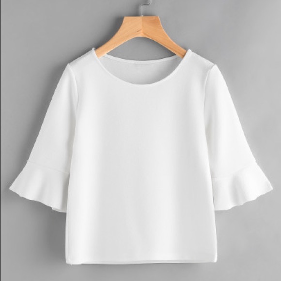 🎉HP 12/17🎉 White Elegant Frill Cuff - Top - Picture 2 of 6