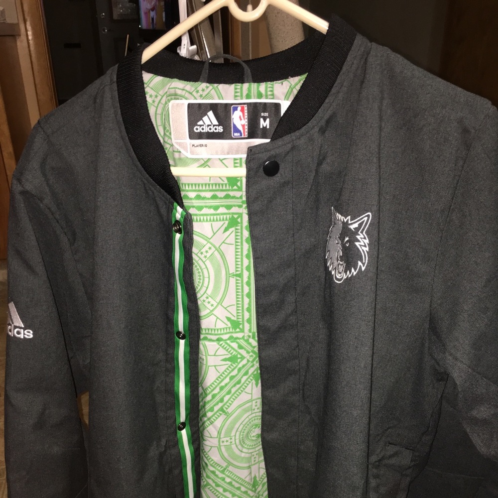 Adidas Minnesota timberwolves On-court jacket