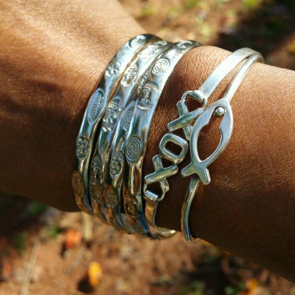 🤩‼️ Silver Bangle‼️🤩