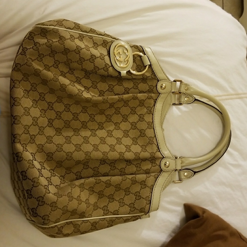 Authentic Gucci Sukey Tote