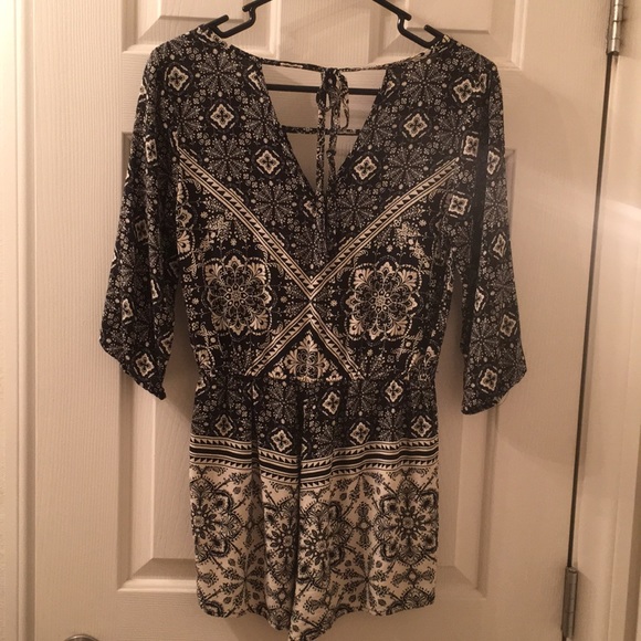 BOHO PRINT ROMPER - Picture 2 of 3