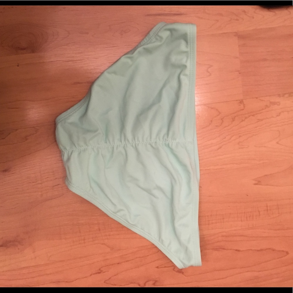 ❄️MINT SCRUNCH BIKINI BOTTOMS❄️