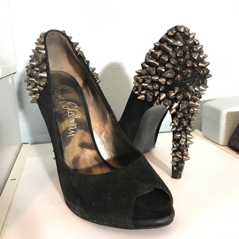 Fancy open toe height heel pumps with studs