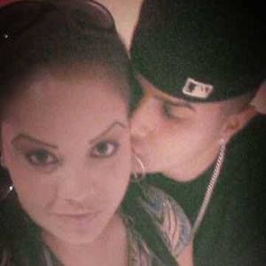 Meet your Posher, Kenneth