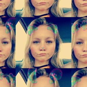 Meet your Posher, April