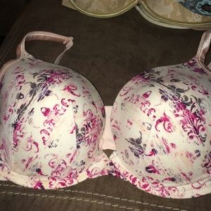 44DD Cacique bra