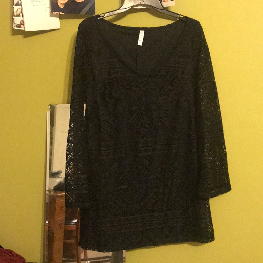 Black shift dress