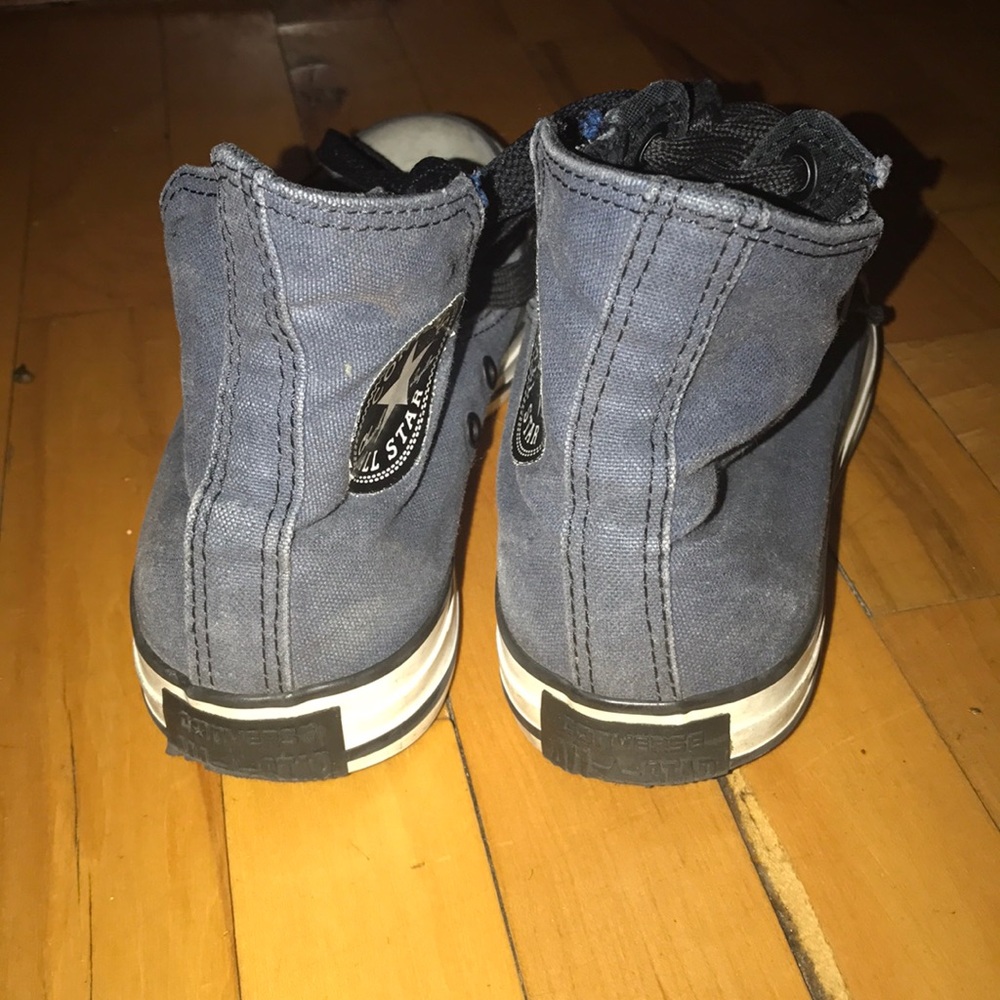 Converse - Picture 3 of 3