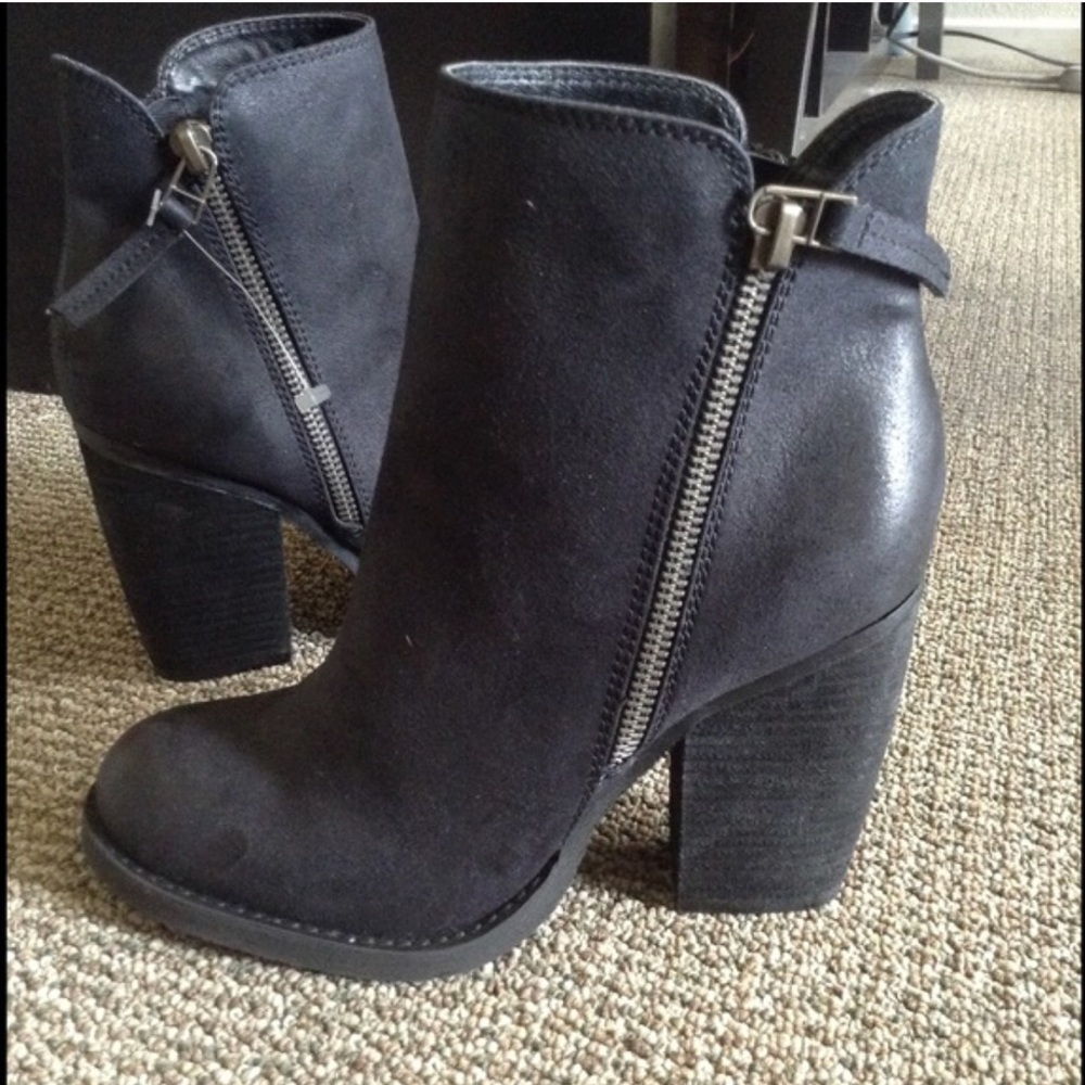 Rebel Black ankle Boots