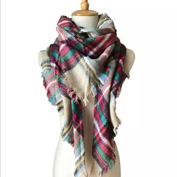 ‼️Last One! Red Plaid Blanket Scarf - Picture 2 of 5