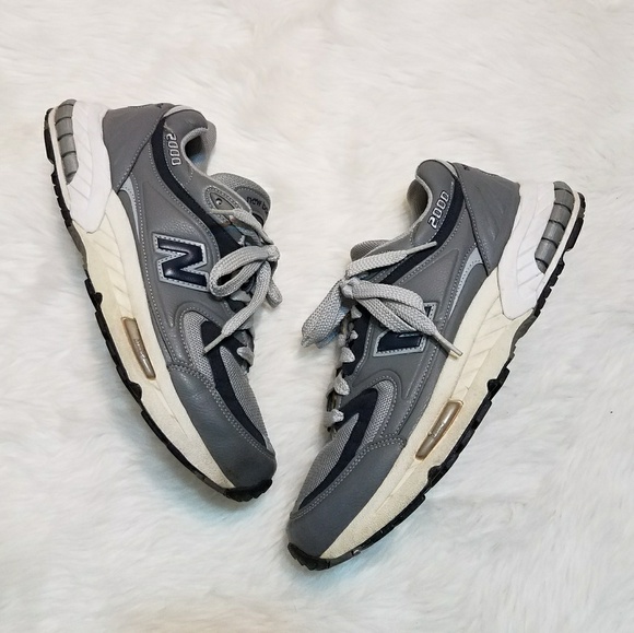 new balance 2000
