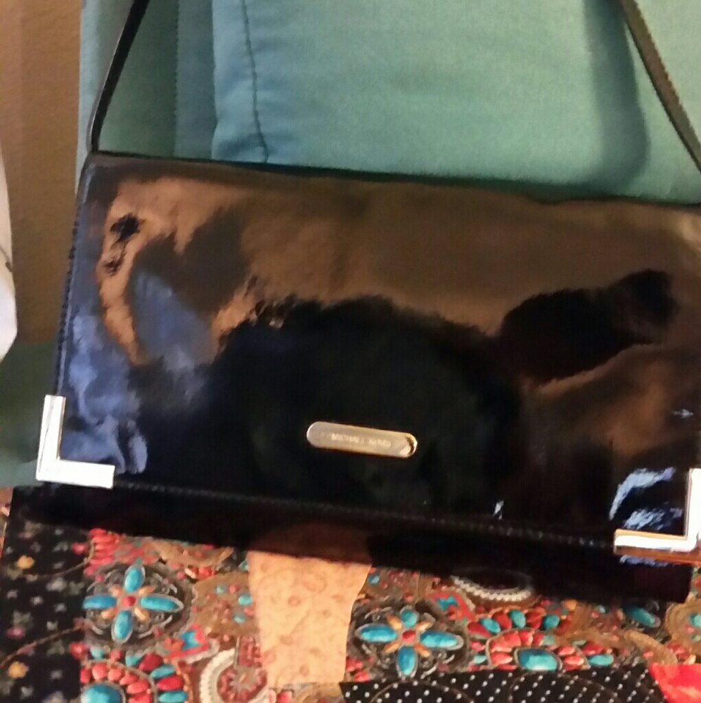 ****Holiday Glamour w/Michael Kors