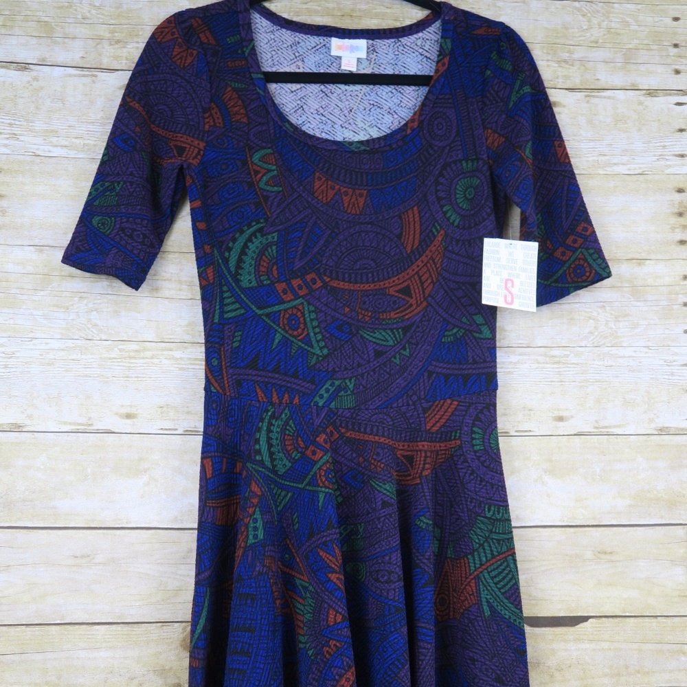 🚨 NWT LuLaRoe Nicole New Dress Size XS