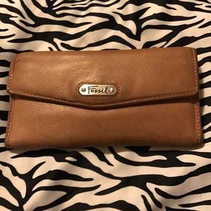 ***‼️‼️SOLD‼️‼️*** FOSSIL leather wallet.