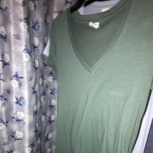 Green VS PINK shirt never worn before