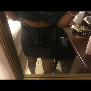 High waisted black skirt ✨