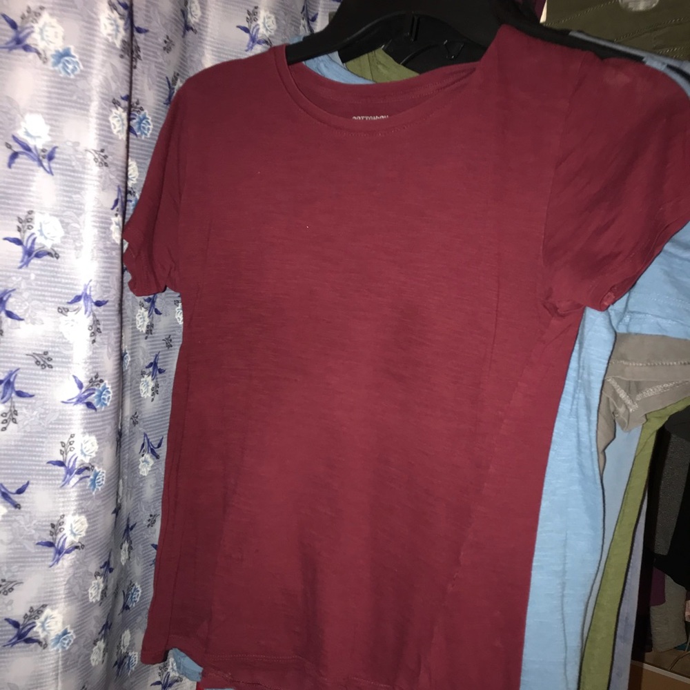 Burgundy Tee Cotton Shirt Soft material XS