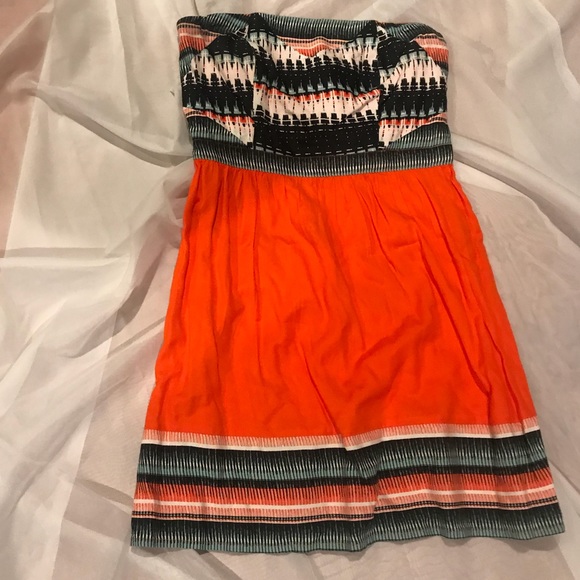 Silence & Noise orange strapless dress - Picture 2 of 6