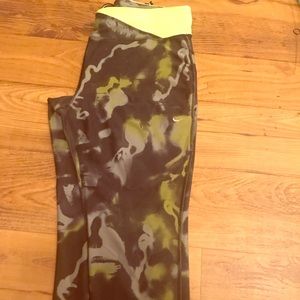 Nike Capri leggings