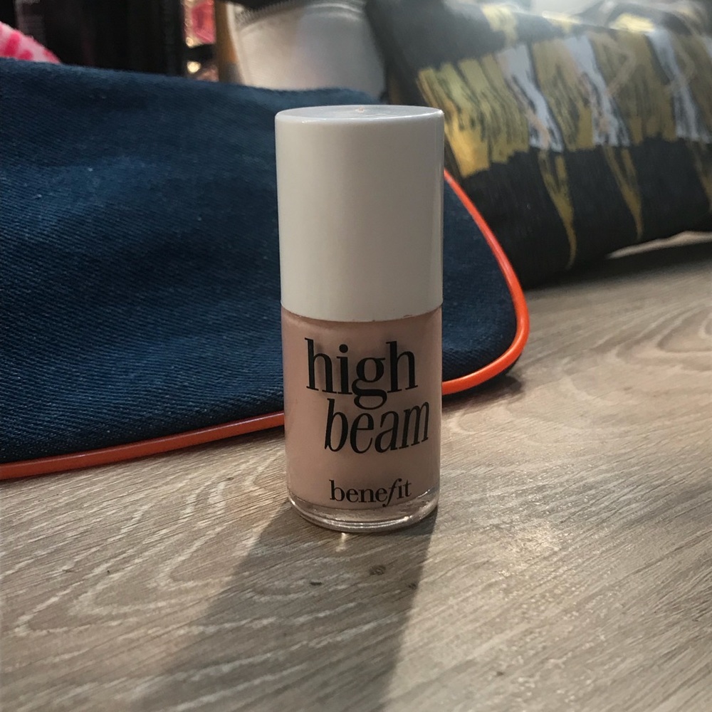 Brand new benefit high beam highlighter
