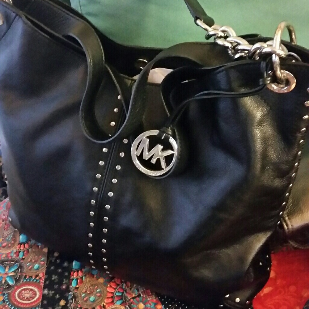 SOLD!!!Michael's Large Astor Chain Tote