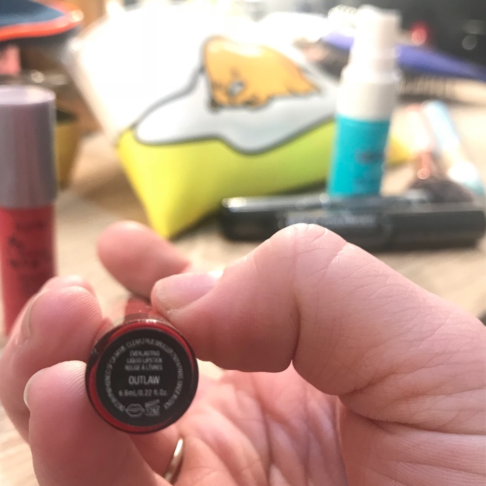 Lip stick bundle - Picture 3 of 4